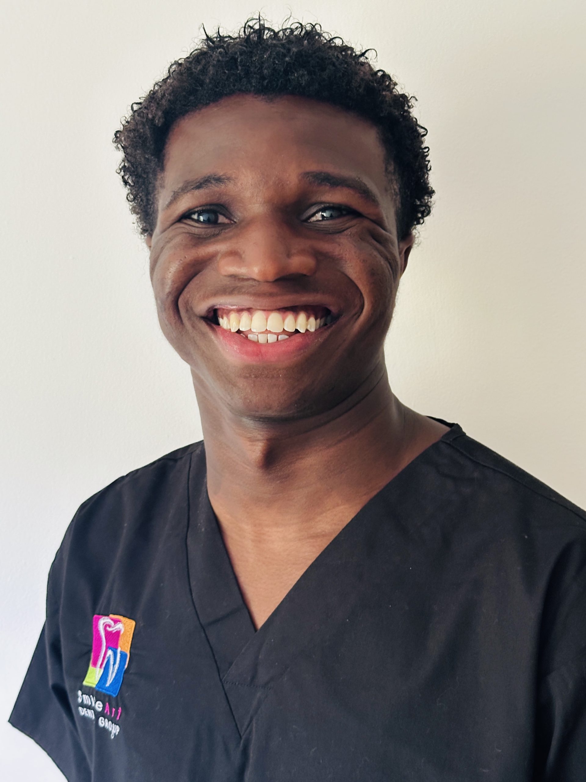 Dr Jonathan Age - Dentist